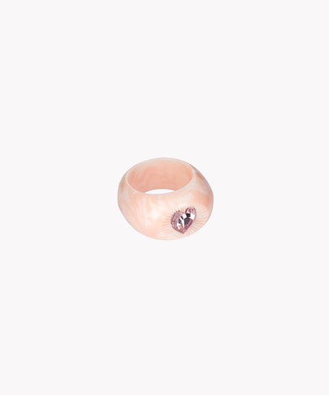 A love-filled WALD Berlin ring adorned with a beautiful Swarovski pink stone.