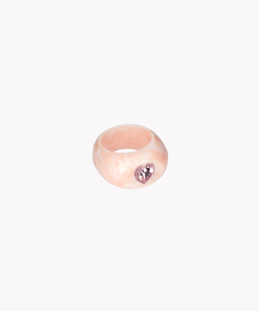 A love-filled WALD Berlin ring adorned with a beautiful Swarovski pink stone.
